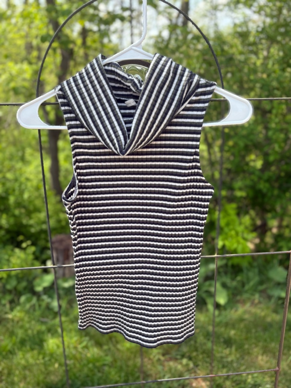 Cato Women's XS Sleeveless Turtleneck Sweater Ribbed Stripped Navy Green White